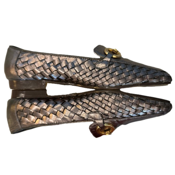 Vintage West Coast Woven Slip On Flats Loafers Pewter Gold Horse-bit Huaraches 9 - Picture 3 of 7